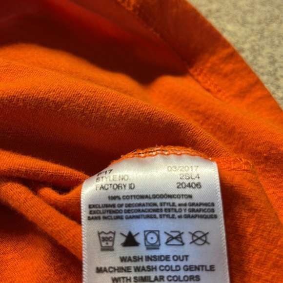 Women’s Denver Bronco T-Shirt Size XXL - Picture 6 of 6